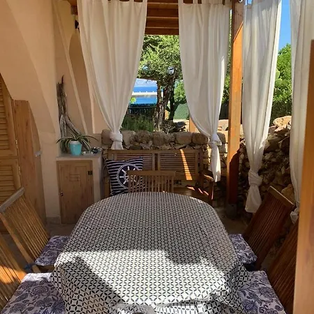 Bados Residence Apartman
